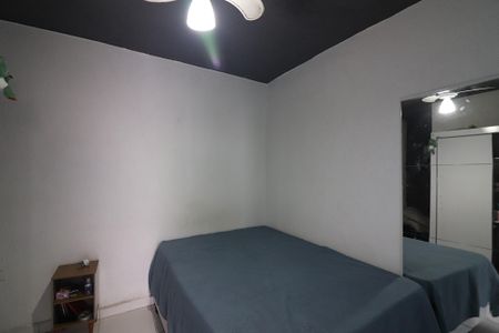 Casa à venda com 300m², 5 quartos e 2 vagasQuarto 4