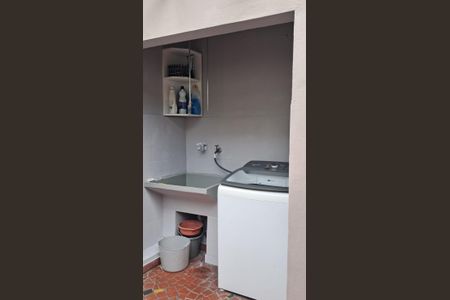 Casa à venda com 133m², 2 quartos e 1 vaga Casa à venda com 133m², 2 quartos e 1 vagaÁrea de serviço