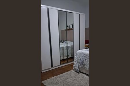 Quarto de casa à venda com 2 quartos, 133m² em Vila Santa Teresa, Santo André