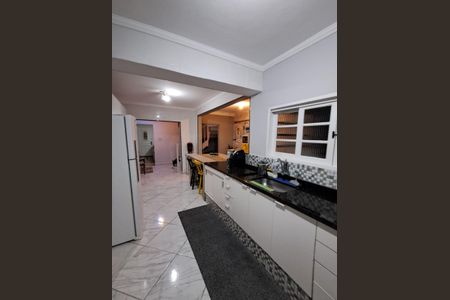 Casa à venda com 133m², 2 quartos e 1 vaga Casa à venda com 133m², 2 quartos e 1 vagaCozinha