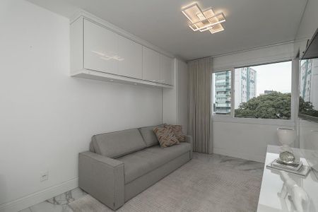 Sala de apartamento à venda com 1 quarto, 54m² em Três Figueiras, Porto Alegre