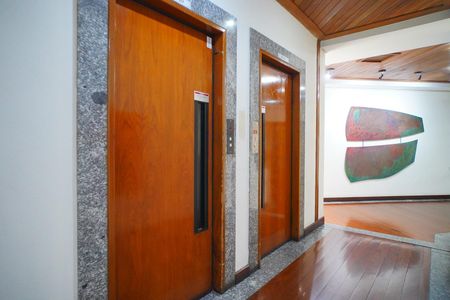 Apartamento à venda com 55m², 1 quarto e sem vagaHall de entrada