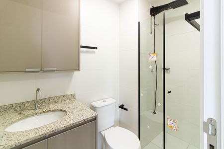 Studio para alugar com 24m², 1 quarto e sem vaga Studio para alugar com 24m², 1 quarto e sem vagaBanheiro