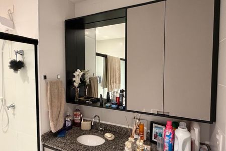 Banheiro de kitnet/studio para alugar com 1 quarto, 43m² em Santa Paula, São Caetano do Sul