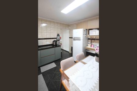 Casa à venda com 262m², 4 quartos e 1 vaga