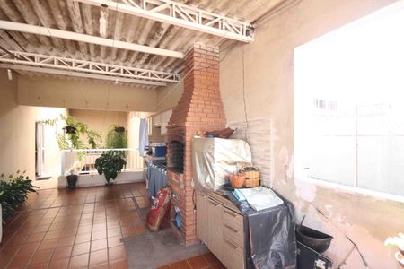 Casa à venda com 262m², 4 quartos e 1 vaga