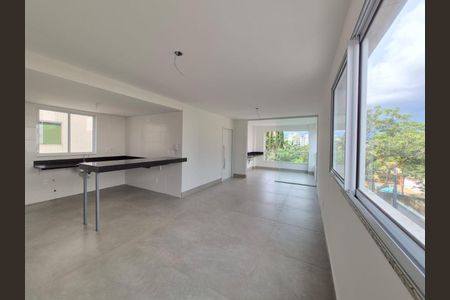 Apartamento à venda com 117m², 4 quartos e 3 vagasFoto 01