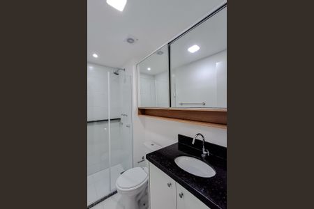 Banheiro de kitnet/studio para alugar com 1 quarto, 27m² em Vila Mariana, São Paulo