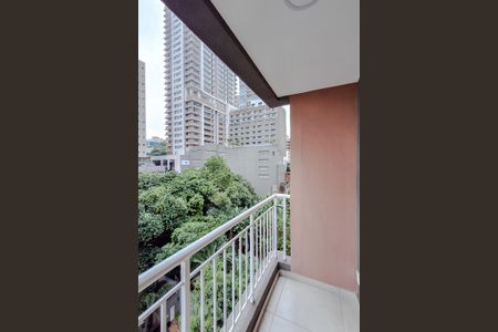 Varanda de kitnet/studio para alugar com 1 quarto, 27m² em Vila Mariana, São Paulo