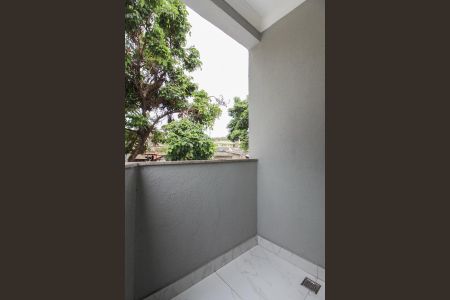 Casa à venda com 174m², 3 quartos e 2 vagas Casa à venda com 174m², 3 quartos e 2 vagasQuarto 1 - Sacada