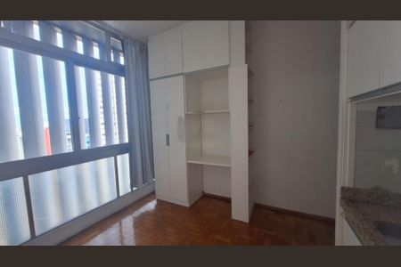 Studio à venda com 26m², 1 quarto e sem vagaLoft - sala, cozinha e quarto