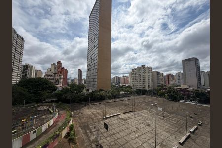 Kitnet/Studio à venda com 1 quarto, 26m² em Funcionários, Belo Horizonte