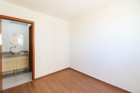 Apartamento para alugar com 46m², 2 quartos e 1 vagaQuarto 1