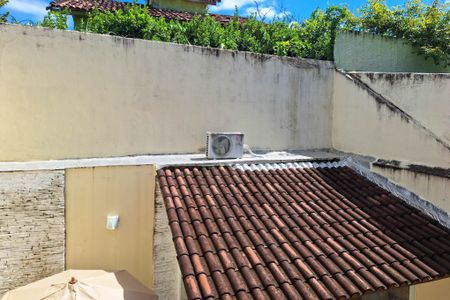 Casa de condomínio à venda com 180m², 3 quartos e 2 vagas Casa de condomínio à venda com 180m², 3 quartos e 2 vagasQuarto 2