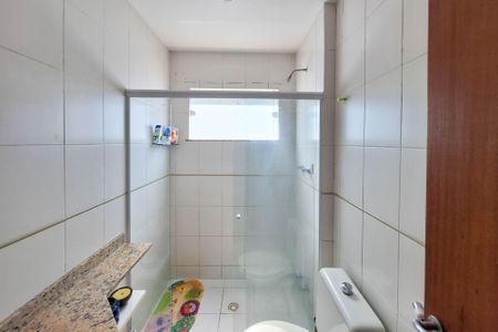 Casa de condomínio à venda com 180m², 3 quartos e 2 vagas Casa de condomínio à venda com 180m², 3 quartos e 2 vagasBanheiro da Suíte 1