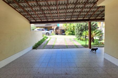 Casa de condomínio à venda com 180m², 3 quartos e 2 vagas Casa de condomínio à venda com 180m², 3 quartos e 2 vagasQuintal