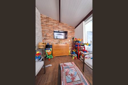 Casa de condomínio à venda com 180m², 3 quartos e 2 vagas Casa de condomínio à venda com 180m², 3 quartos e 2 vagasQuintal