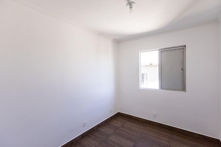 Quarto 1 de apartamento para alugar com 2 quartos, 56m² em Interlagos, São Paulo