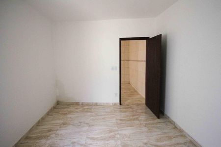 Quarto de casa para alugar com 1 quarto, 30m² em Vila California, São Paulo