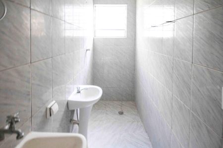 Casa para alugar com 30m², 1 quarto e sem vagaBanheiro e Área de Serviço