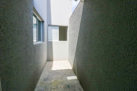 Quintal de apartamento para alugar com 2 quartos, 47m² em Jardim dos Ipes, São Paulo