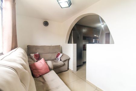 Sala de apartamento para alugar com 2 quartos, 49m² em Conjunto Habitacional Santa Etelvina Iii, São Paulo