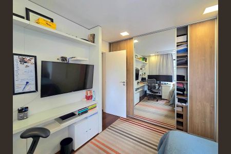 Apartamento à venda com 229m², 4 quartos e 4 vagasQuarto 1