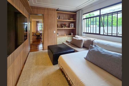 Apartamento à venda com 229m², 4 quartos e 4 vagasSala