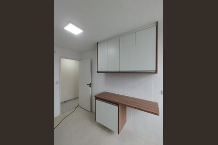 Apartamento para alugar com 60m², 2 quartos e 1 vagaCozinha - Armários