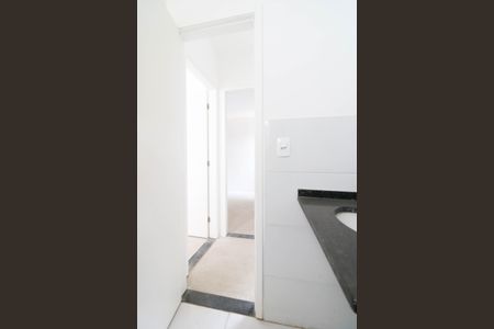 Apartamento à venda com 47m², 2 quartos e 1 vaga Apartamento à venda com 47m², 2 quartos e 1 vagaBanheiro