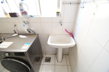 Apartamento à venda com 100m², 2 quartos e 1 vagaÁrea de Serviço