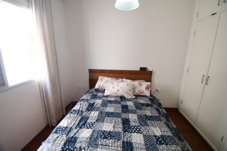 Apartamento à venda com 100m², 2 quartos e 1 vagaQuarto 2