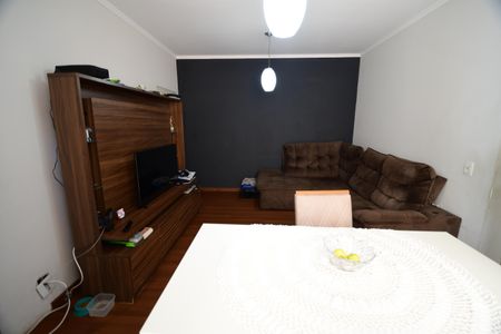 Apartamento à venda com 100m², 2 quartos e 1 vagaSala