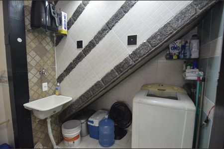 Casa à venda com 90m², 2 quartos e 1 vagaÁrea de Serviço