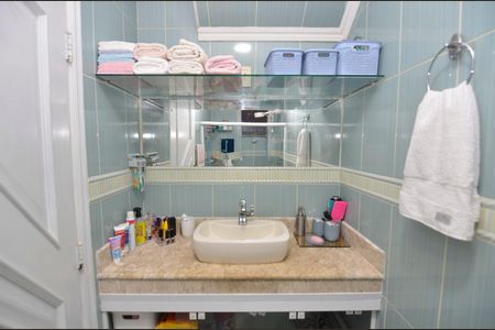 Casa para alugar com 90m², 2 quartos e 1 vaga Casa para alugar com 90m², 2 quartos e 1 vagaBanheiro