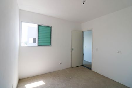 Quarto 1 de apartamento para alugar com 2 quartos, 47m² em Jardim dos Ipes, São Paulo