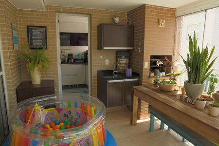 Apartamento à venda com 117m², 2 quartos e 2 vagasSacada