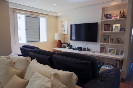 Apartamento à venda com 117m², 2 quartos e 2 vagasSala