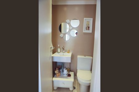 Apartamento à venda com 117m², 2 quartos e 2 vagasBaheiro