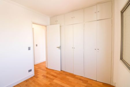 Apartamento para alugar com 65m², 2 quartos e 1 vaga Apartamento para alugar com 65m², 2 quartos e 1 vagaQuarto 1