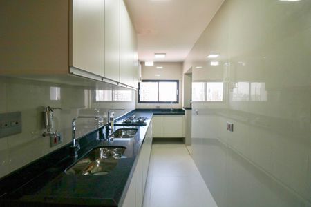 Apartamento para alugar com 65m², 2 quartos e 1 vaga Apartamento para alugar com 65m², 2 quartos e 1 vagaCozinha