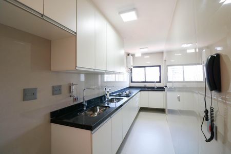 Apartamento para alugar com 65m², 2 quartos e 1 vaga Apartamento para alugar com 65m², 2 quartos e 1 vagaCozinha