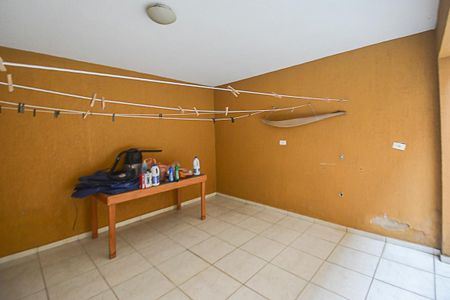 Casa para alugar com 226m², 3 quartos e 2 vagas Casa para alugar com 226m², 3 quartos e 2 vagasÁrea de Serviço