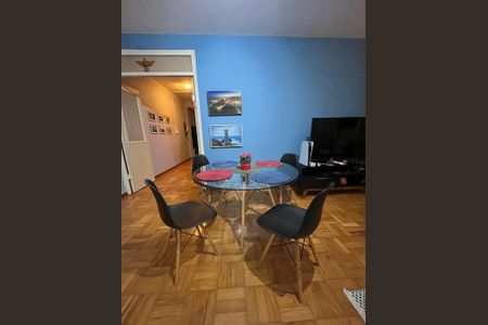 Apartamento para alugar com 120m², 2 quartos e 1 vaga Apartamento para alugar com 120m², 2 quartos e 1 vagaSala