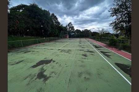 Casa de condomínio para alugar com 3000m², 6 quartos e 4 vagasQuadra de tênis