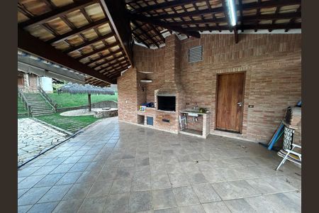 Casa de condomínio para alugar com 3000m², 6 quartos e 4 vagasÁrea churrasqueira
