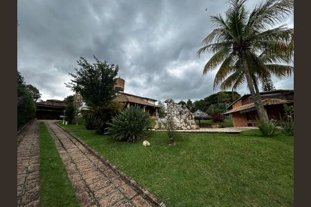 Casa de condomínio para alugar com 3000m², 6 quartos e 4 vagasÁrea externa