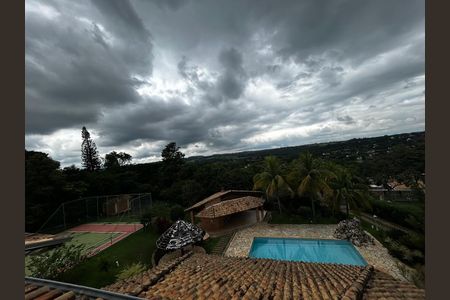 Casa de condomínio para alugar com 3000m², 6 quartos e 4 vagasVista