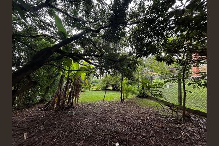 Casa de condomínio para alugar com 3000m², 6 quartos e 4 vagasÁrea externa