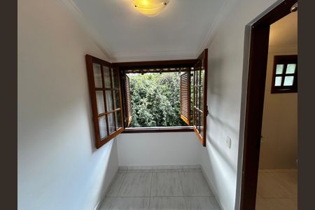 Casa de condomínio para alugar com 3000m², 6 quartos e 4 vagasCorredor